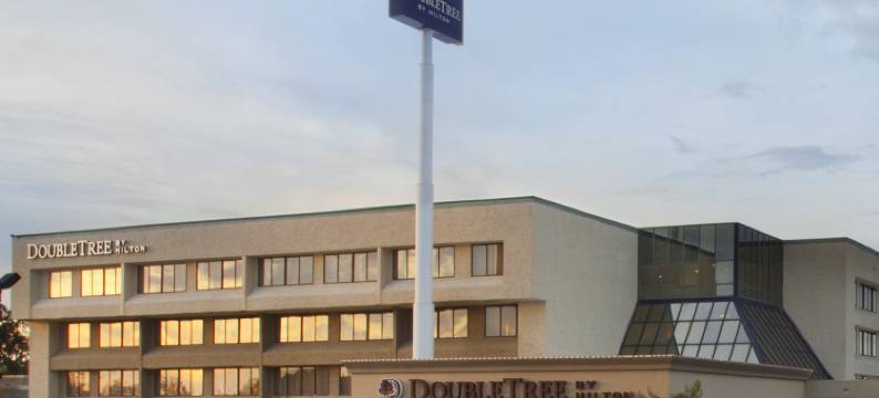 费耶特维尔希尔顿逸林酒店(DoubleTree by Hilton Hotel Fayetteville)图片