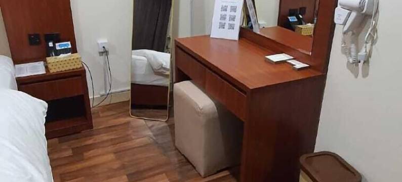 卡希姆 1 号阿尔伊艾里服务式公寓酒店(Al Eairy Furnished Apartments Qassim 1)图片