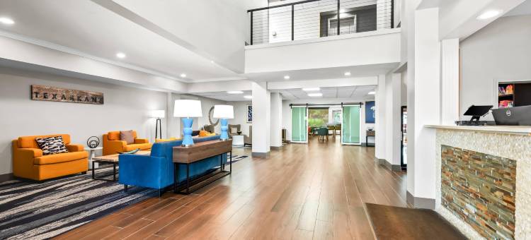 德克萨斯特克萨卡纳舒适套房酒店(Comfort Suites Texarkana Texas)图片