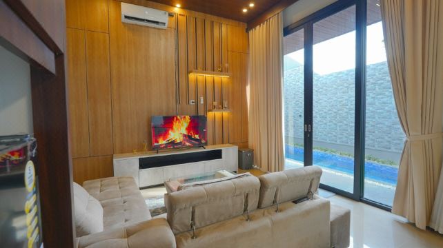 Villa Luxora JogjaHotel Overview