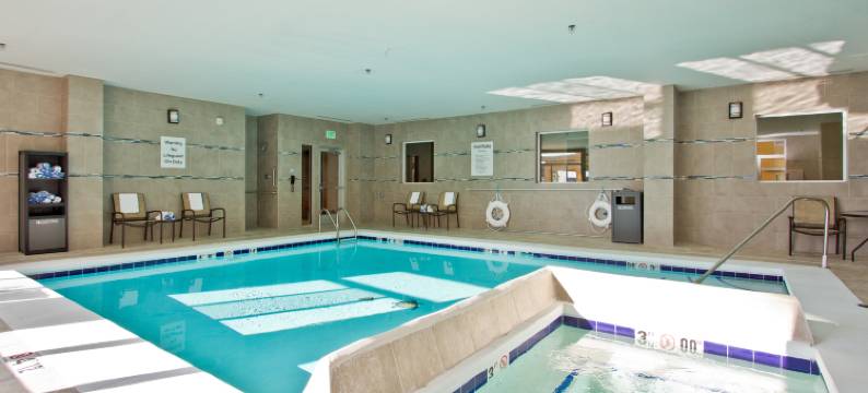 智选假日套房酒店丹佛芮(Holiday Inn Express & Suites DENVER EAST-PEORIA STREET by IHG)图片