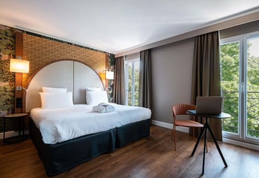 Hôtel Mercure Paris Ouest Saint-GermainHotel Overview