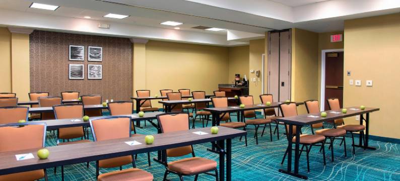 皮奥里亚贝斯特韦斯特SureStay精选酒店(The Peoria Hotel, SureStay Collection by Best Western)图片