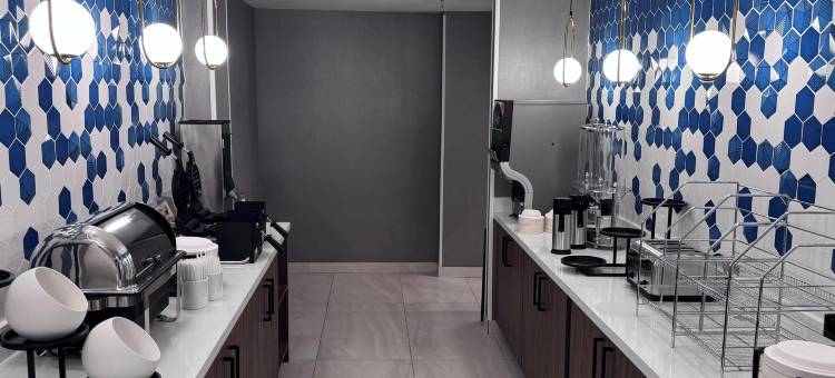 温德姆迈阿密斯堡戴顿南拉昆塔温德姆酒店套房(La Quinta Inn & Suites by Wyndham Miamisburg Dayton South)图片