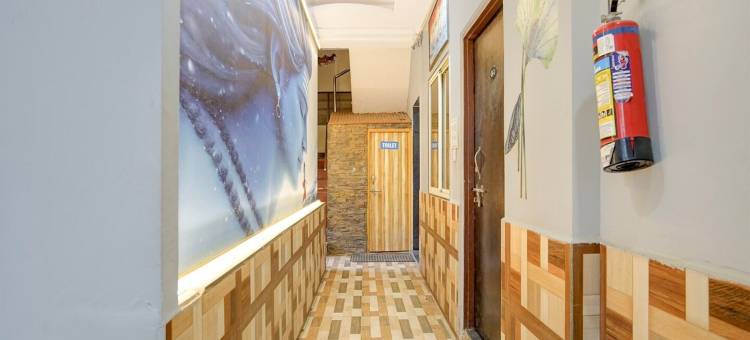 什里马哈卡莱什瓦尔乔特林加乌贾因联排别墅(Townhouse Shri Mahakaleshwar Jyotirlinga Ujjain Formerly Hotel Shikhar Darshan)图片