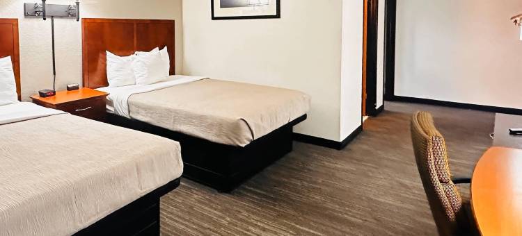 圣保罗明尼阿波利斯途中品质酒店(Quality Inn St. Paul-Minneapolis-Midway)图片