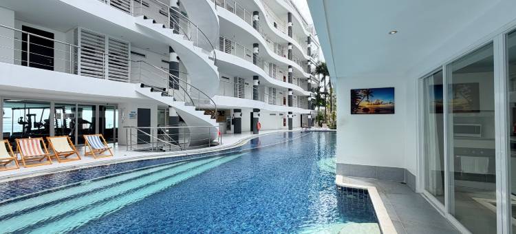 B14 - 两卧室公寓带泳池通道，卡伦海滩(B14 - 2 Bedroom Condo with Pool Access, Karon Beach)图片