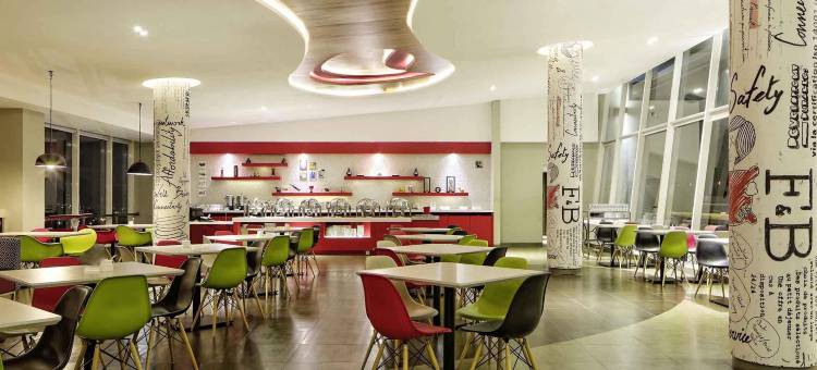 宜必思巴东酒店(Ibis Padang)图片