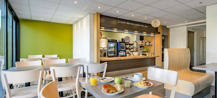 B&B酒店尼姆维尔阿克蒂夫三星级(B&B Hotel Nîmes Ville Active 3 étoiles)图片