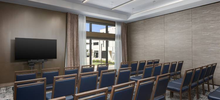 Hotel Avail 罗吉斯, 希尔顿锦绣系列(Hotel Avail Rogers, Tapestry Collection by Hilton)图片
