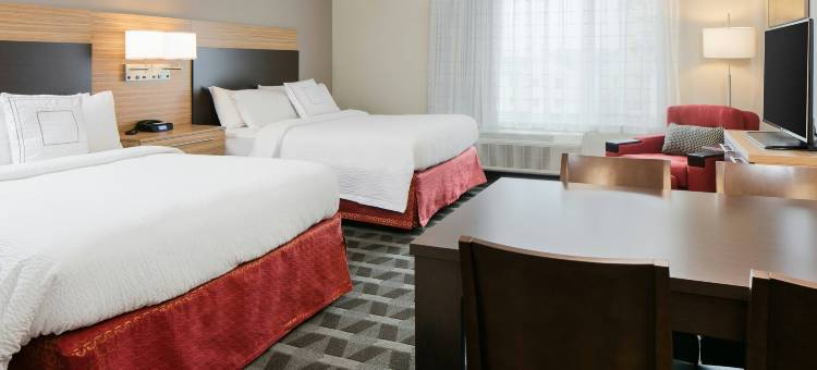 堪萨斯城机场唐普套房酒店(TownePlace Suites Kansas City Airport)图片