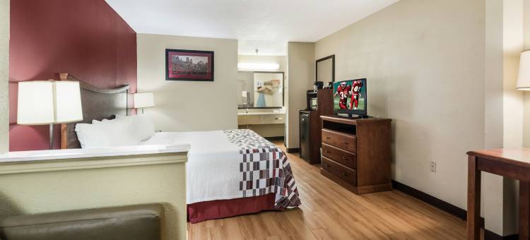 威利斯北康罗红顶酒店(Red Roof Inn Conroe North - Willis)图片