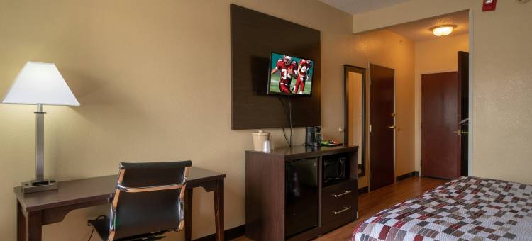 印第安纳波利斯机场红顶套房酒店(Red Roof Inn & Suites Indianapolis Airport)图片
