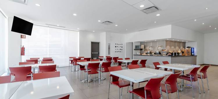 阿瓜斯卡连特斯中心万豪城市快捷青年酒店(City Express Junior by Marriott Aguascalientes Centro)图片