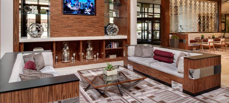 东兰辛大学广场万豪酒店(Marriott East Lansing at University Place)图片