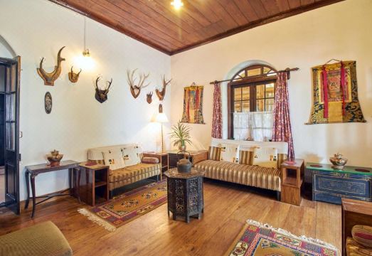 Sterling Park Kalimpong Hotel Overview