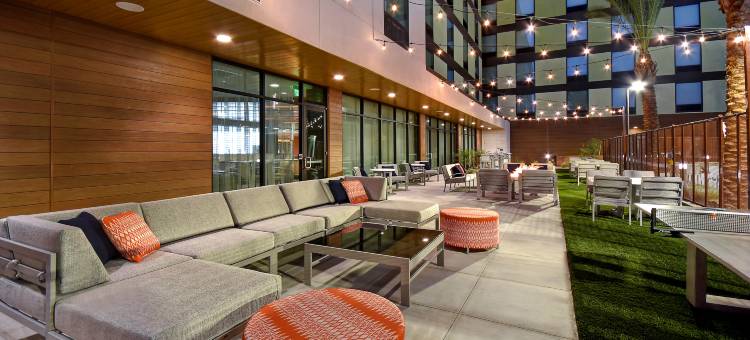 希尔顿旗下拉斯维加斯会议中心Home2 Suites酒店(Home2 Suites by Hilton Las Vegas Convention Center)图片