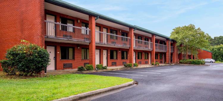 恩波里亚4简少套房公寓(Studios and Suites 4 Less Emporia)图片