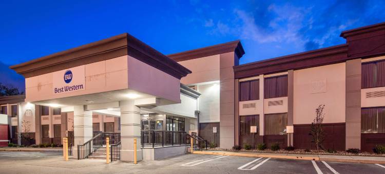 贝斯特韦斯特帕拉默斯酒店及套房(Best Western Paramus Hotel  Suites)图片