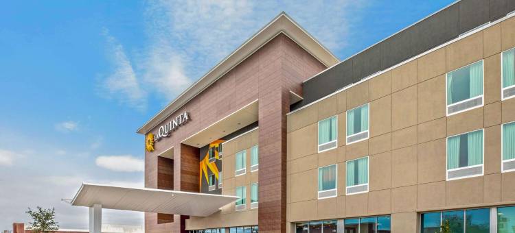 韦科贝勒市中心拉昆塔温德姆套房酒店(La Quinta Inn & Suites by Wyndham Waco Downtown - Baylor)图片