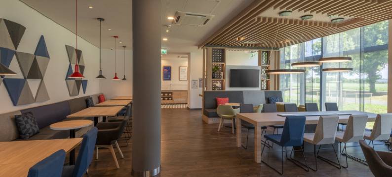 杜塞尔多夫克雷菲尔智选假日酒店(Holiday Inn Express KREFELD - DUSSELDORF by IHG)图片