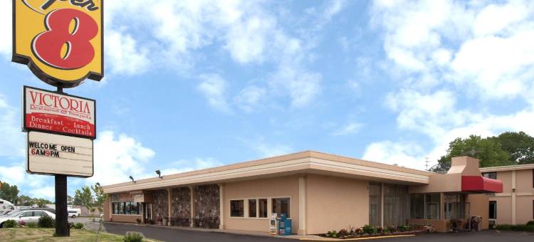 芝加哥奥黑尔北湖南速 8 酒店(Super 8 by Wyndham Chicago Northlake O'Hare South)图片