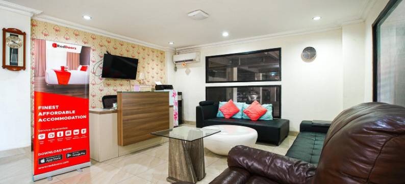 红多兹酒店-近巨港贸易中心3号(RedDoorz Near Palembang Trade Center 3)图片