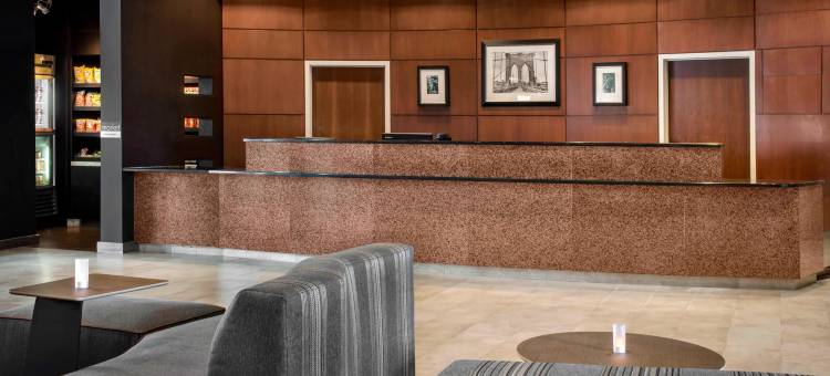 纽瓦克伊丽莎白万怡酒店(Courtyard Newark Elizabeth)图片