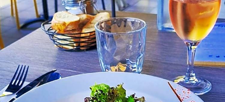 基里亚德里波尔圣艾米里昂酒店(Kyriad Libourne - Saint Emilion)图片