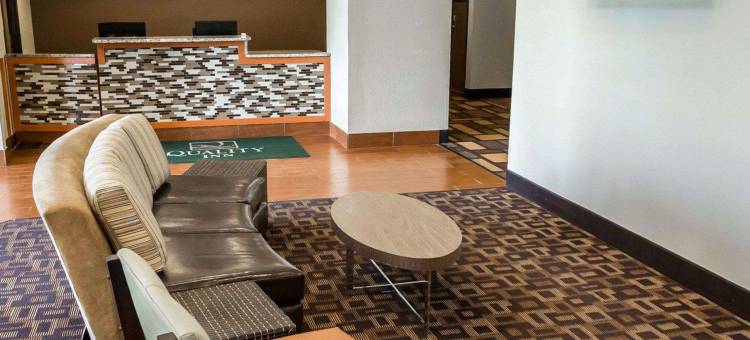 切斯特敦凯艺酒店 - 近印第安纳沙丘国家公园 I-94(Quality Inn Chesterton Near Indiana Dunes National Park I-94)图片