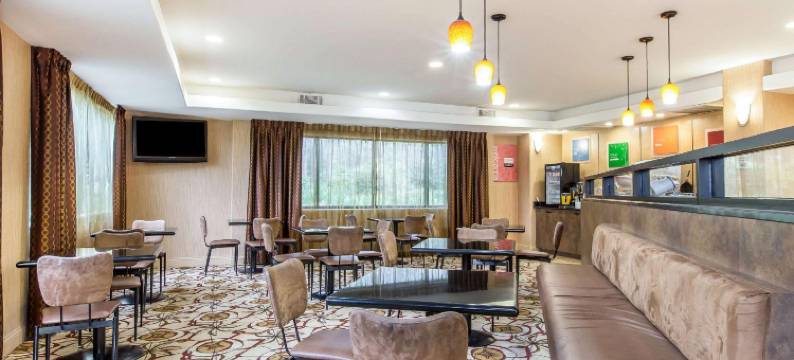 舒适套房酒店-金斯湾海军基地区(Comfort Suites Kings Bay Naval Base Area)图片