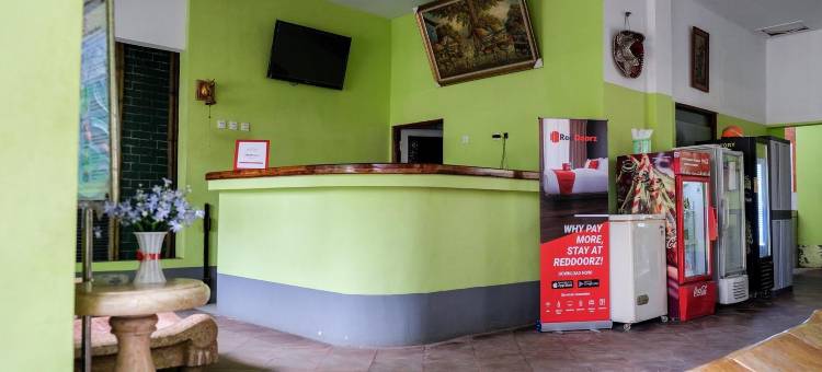 红门Plus酒店-近茂物巴鲁加兰(RedDoorz Plus Near Jalan Baru Bogor)图片