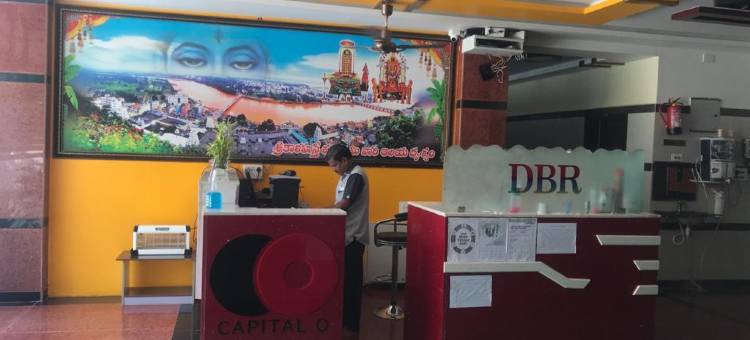 德万什巴努DBR酒店(Devansh Bhanu Residency Dbr)图片