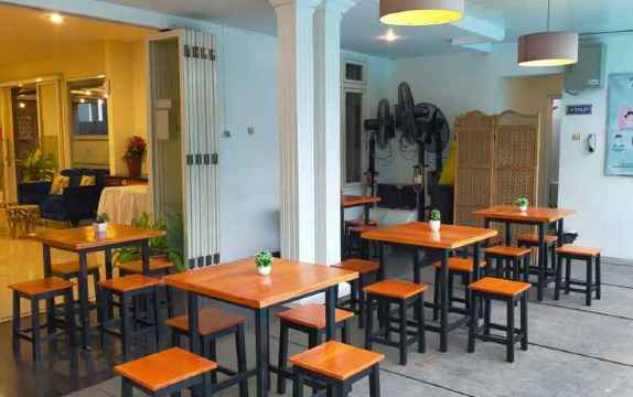 Sisingamangaraja Guest House Semarang Hotel Overview