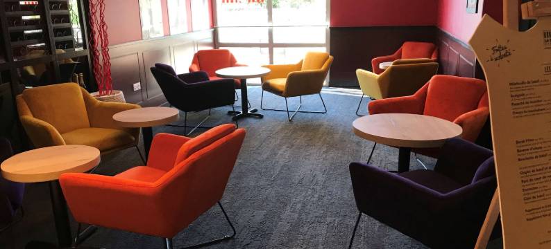 基里亚德埃克斯米勒普兰康帕涅酒店(Kyriad Aix les Milles - Plan de Campagne)图片