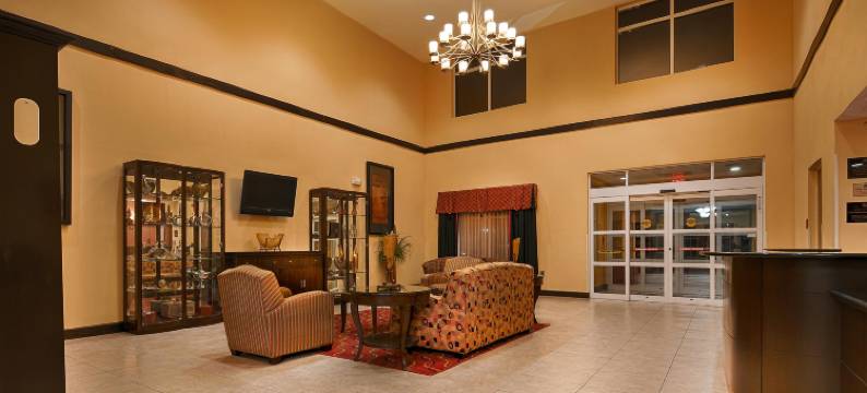 塞西尔平原贝斯特韦斯特优质套房酒店(Best Western Plus Cecil Field Inn  Suites)图片