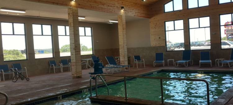 奥科马温德姆呗盟酒店(Baymont by Wyndham Oacoma)图片