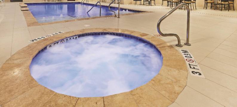 休斯顿威洛布鲁克拉昆塔温德姆套房酒店(La Quinta by Wyndham Houston Willowbrook Vintage Park)图片