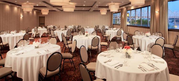 路易斯维尔河滨喜来登酒店(Sheraton Louisville Riverside Hotel)图片