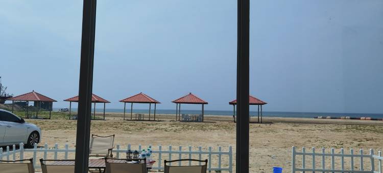 房东太空舱海景名宿特色民宿(滨海路分店)图片