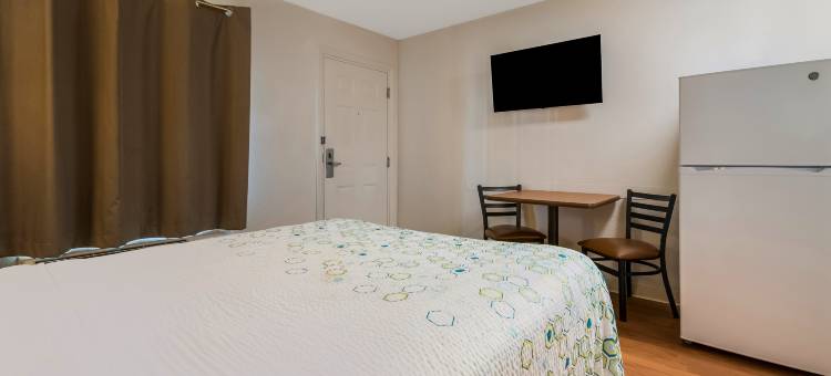 奥兰多UCF区霍姆汤公寓(HomeTowne Studios Orlando - UCF Area)图片