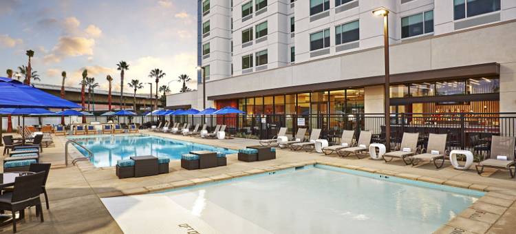 阿纳海姆主题公园/会议区万豪春丘套房酒店(SpringHill Suites by Marriott Anaheim Theme Park/Convention Area)图片