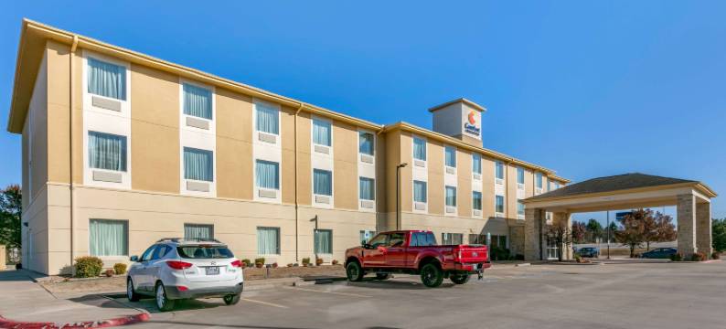 范布伦-福特史密斯舒适套房酒店(Comfort Inn and Suites Van Buren - Fort Smith)图片