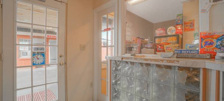 OYO 埃德纳德克萨纳汽车旅馆(Texana Inn Edna by OYO)图片