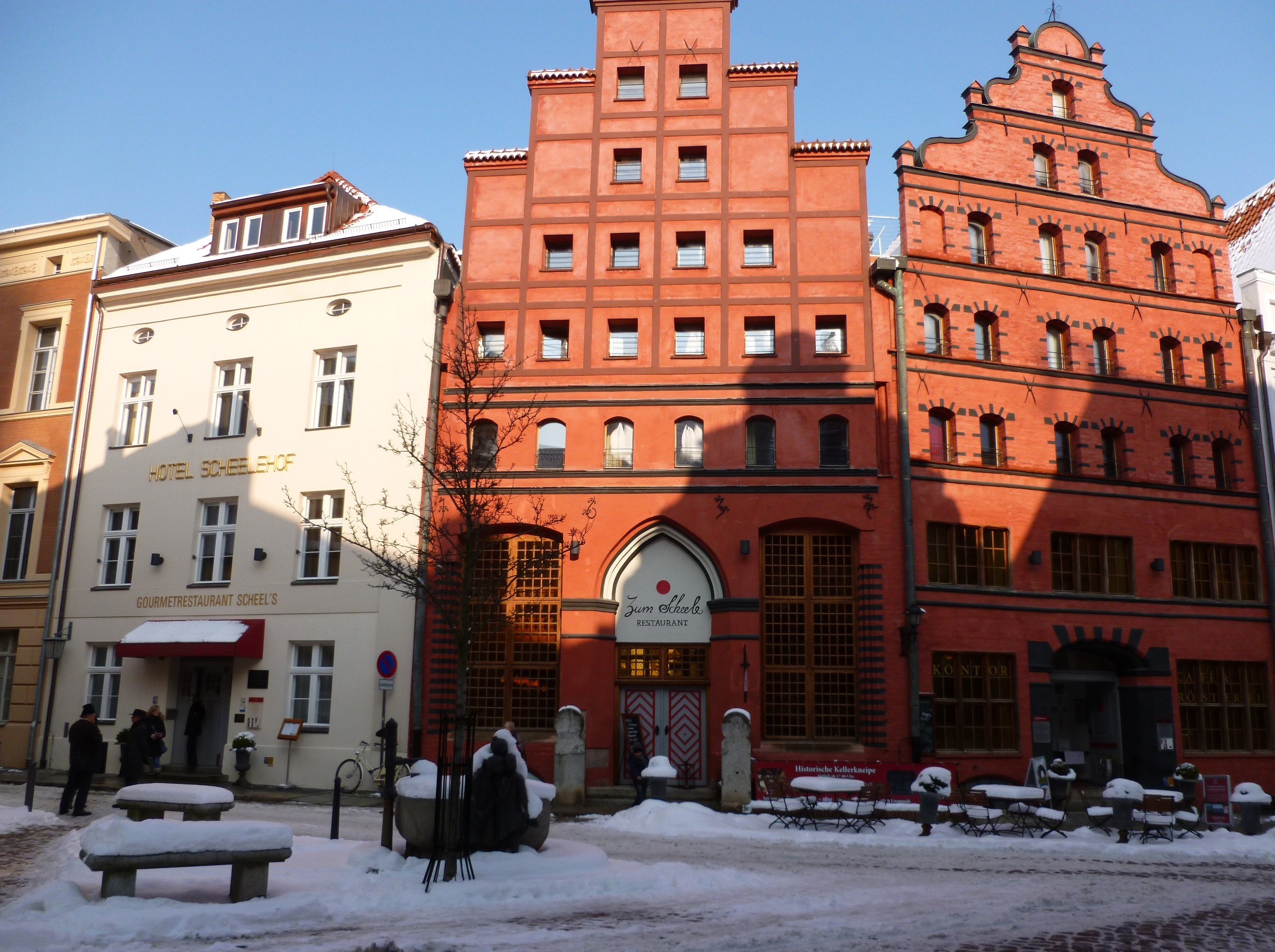 Romantik Hotel Scheelehof Stralsund Over view