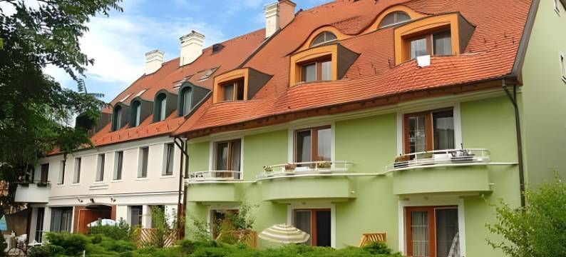 阿巴齐亚俱乐部酒店(Abbázia Club Hotel Kék)图片