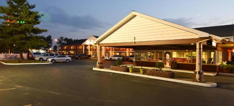 埃芬加姆呗盟套房酒店(Baymont by Wyndham Effingham)图片