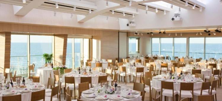 佩沙罗的查理(Charlie in Pesaro)图片