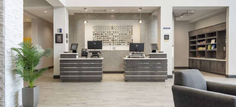 北匹兹堡蔓越莓贝斯特韦斯特优质酒店(Best Western Plus Cranberry-Pittsburgh North)图片