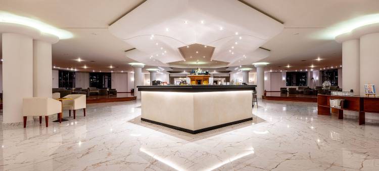 阿西娜宫度假村及水疗中心(Athina Palace Resort & Spa)图片